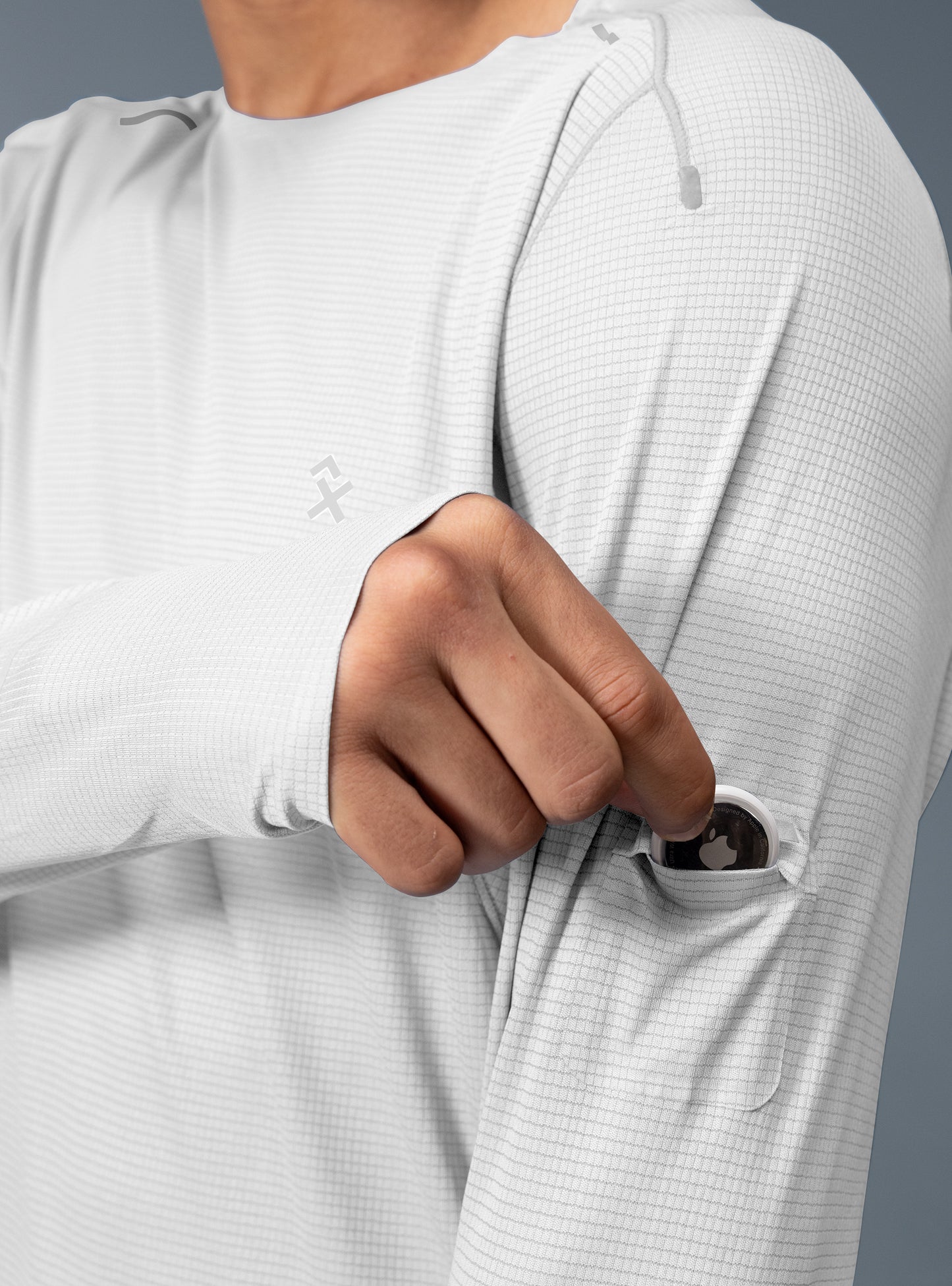 M's NOCTIS FLOW LONG SLEEVES-white