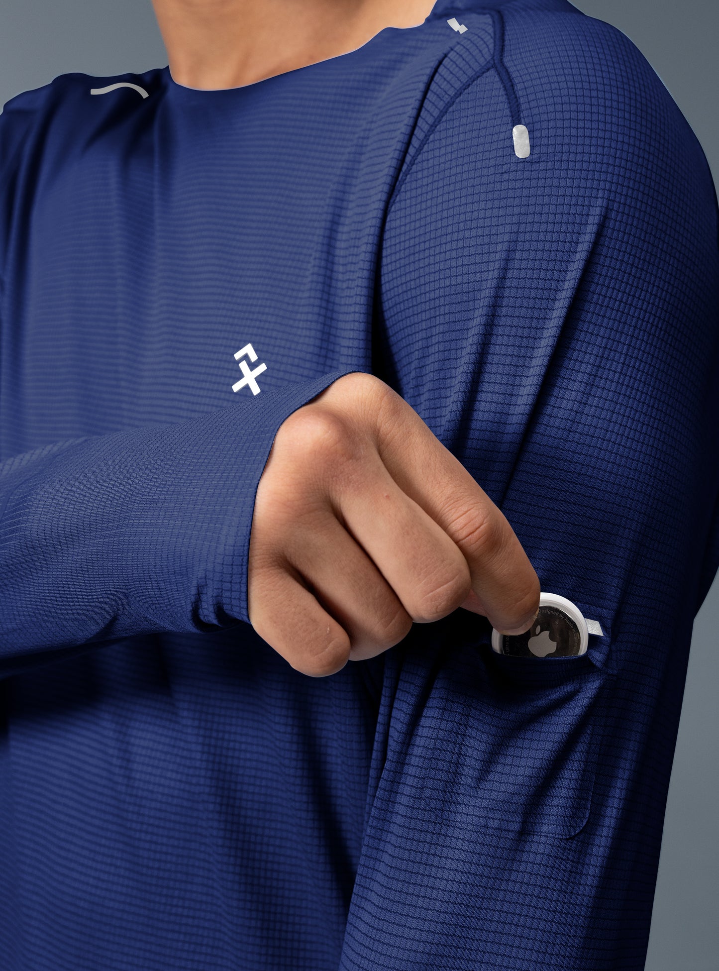 M's NOCTIS FLOW LONG SLEEVES-blue